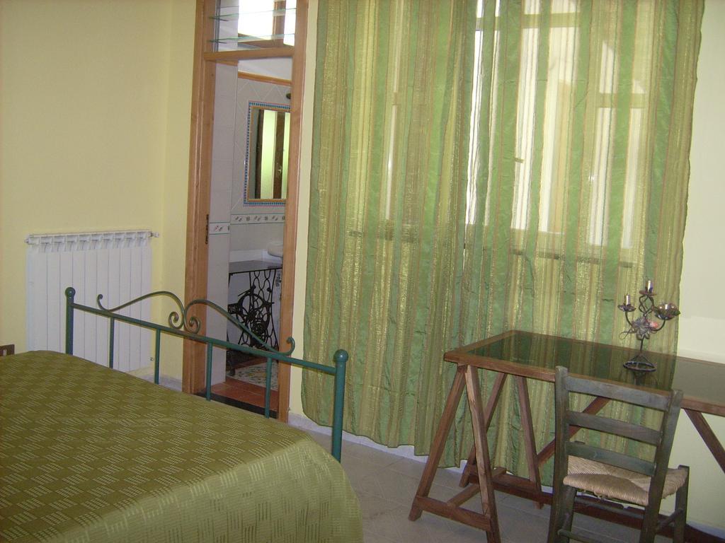 טרמונטי Agriturismo Mare E Monti חדר תמונה